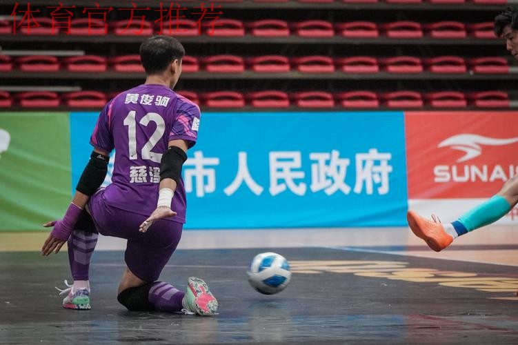 这样FUN的五人制丨守门员的“别样装备” 这样FUN的五人制丨守门员的“别样装备”